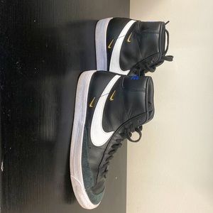 Nike Blazers, Black, womens size 8.5